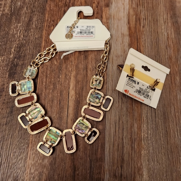 Dana Buchman Necklace and Earrings - Picture 3 of 3